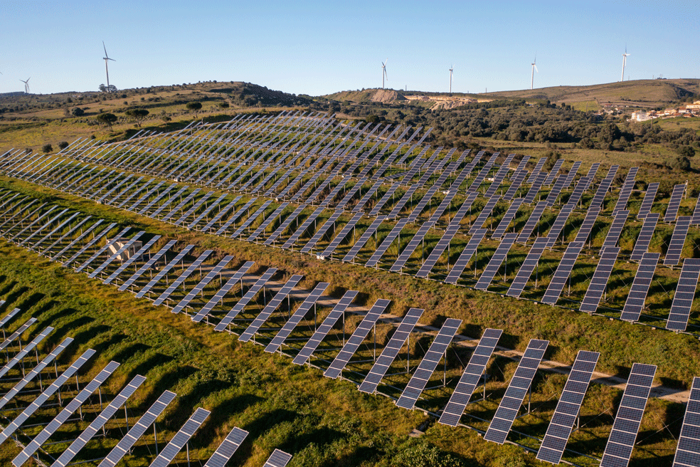 photovoltaic-panels-at-solar-fa08-25-06-utc